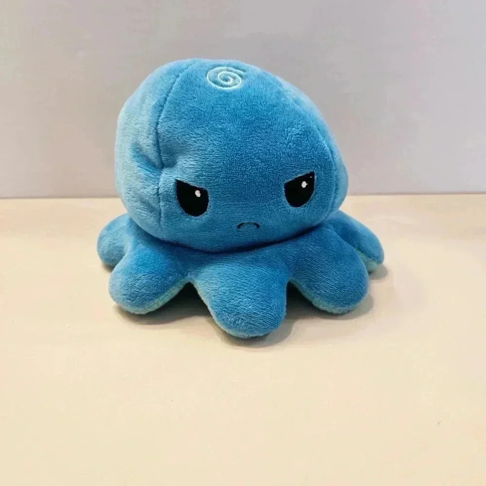 Reversible Blue  Squish Squid - Picture 4 of 4